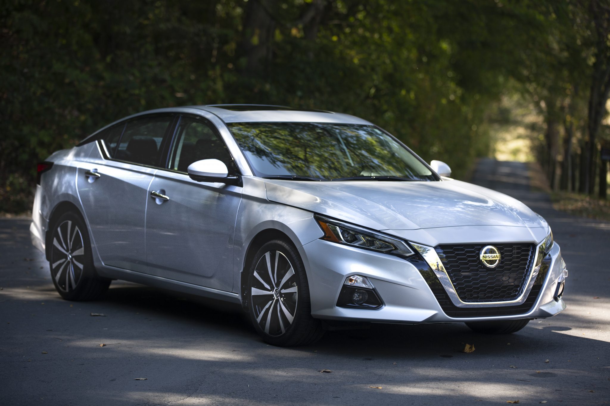 On the Road 11/15: Looking at the 2020 Nissan Altima Platinum 2.0