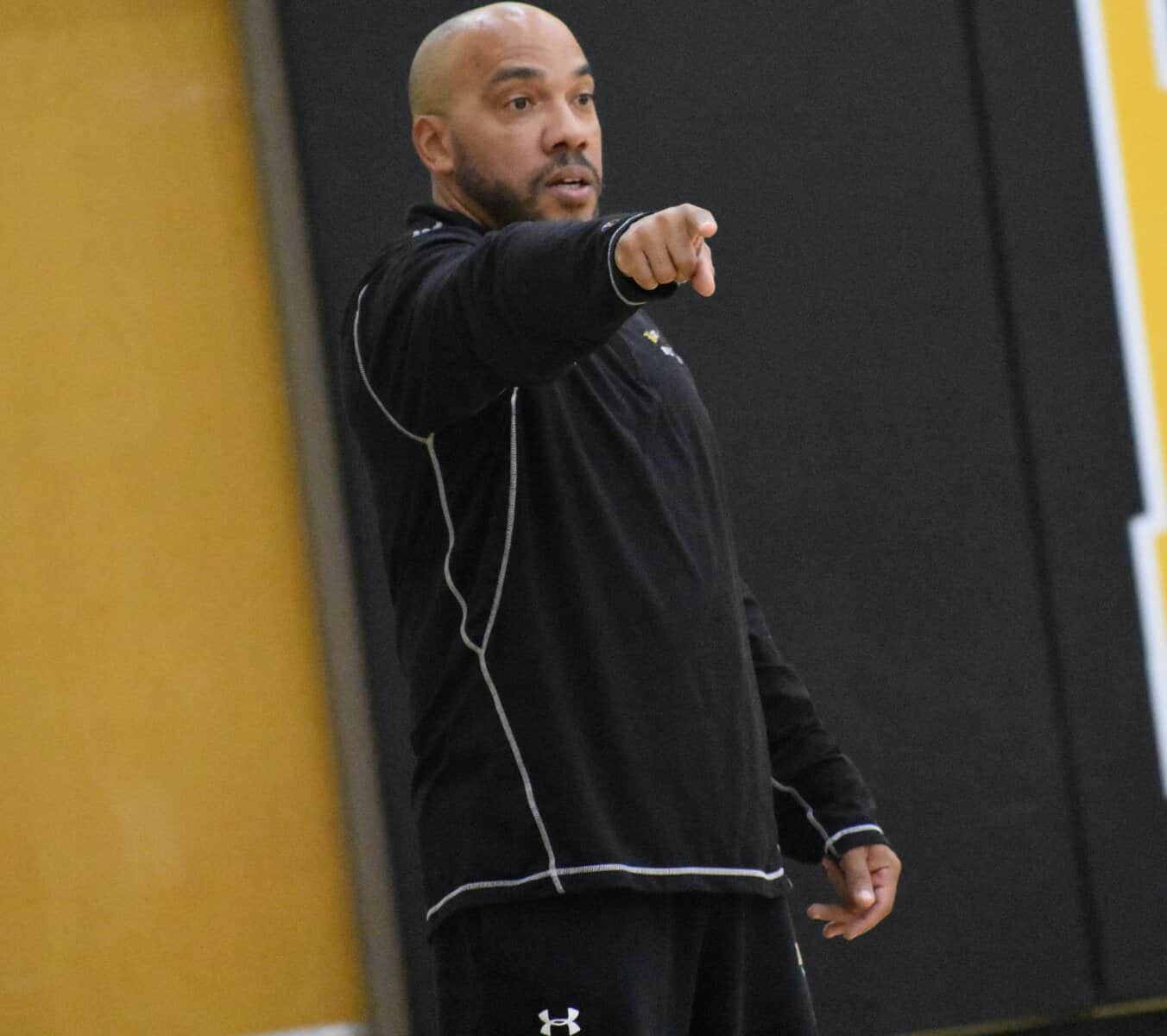 Perry jumps to the helm of Scotties’ boys basketball team for 2022-23 season