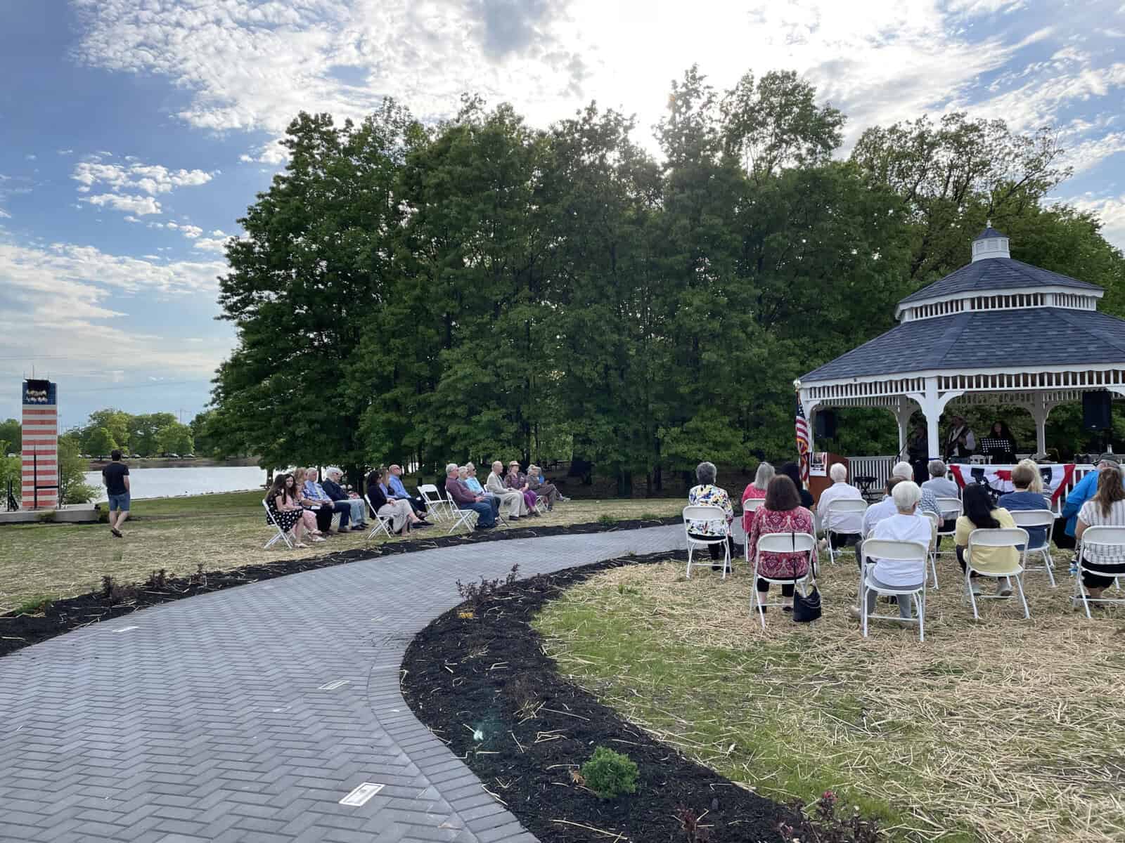 Edison Arts Society continues to beautify the township with unveiling of gazebo at Papaianni Park