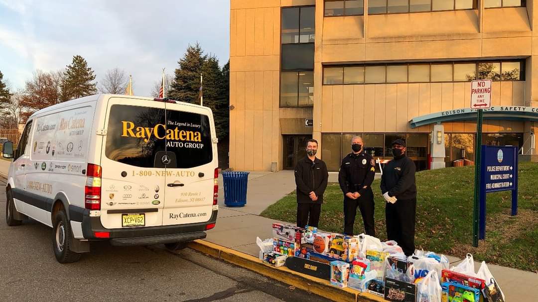 New COVID-19 cases remain high in Edison, township police recognize Ray Catena dealership for donation to Cops For Tots initiative