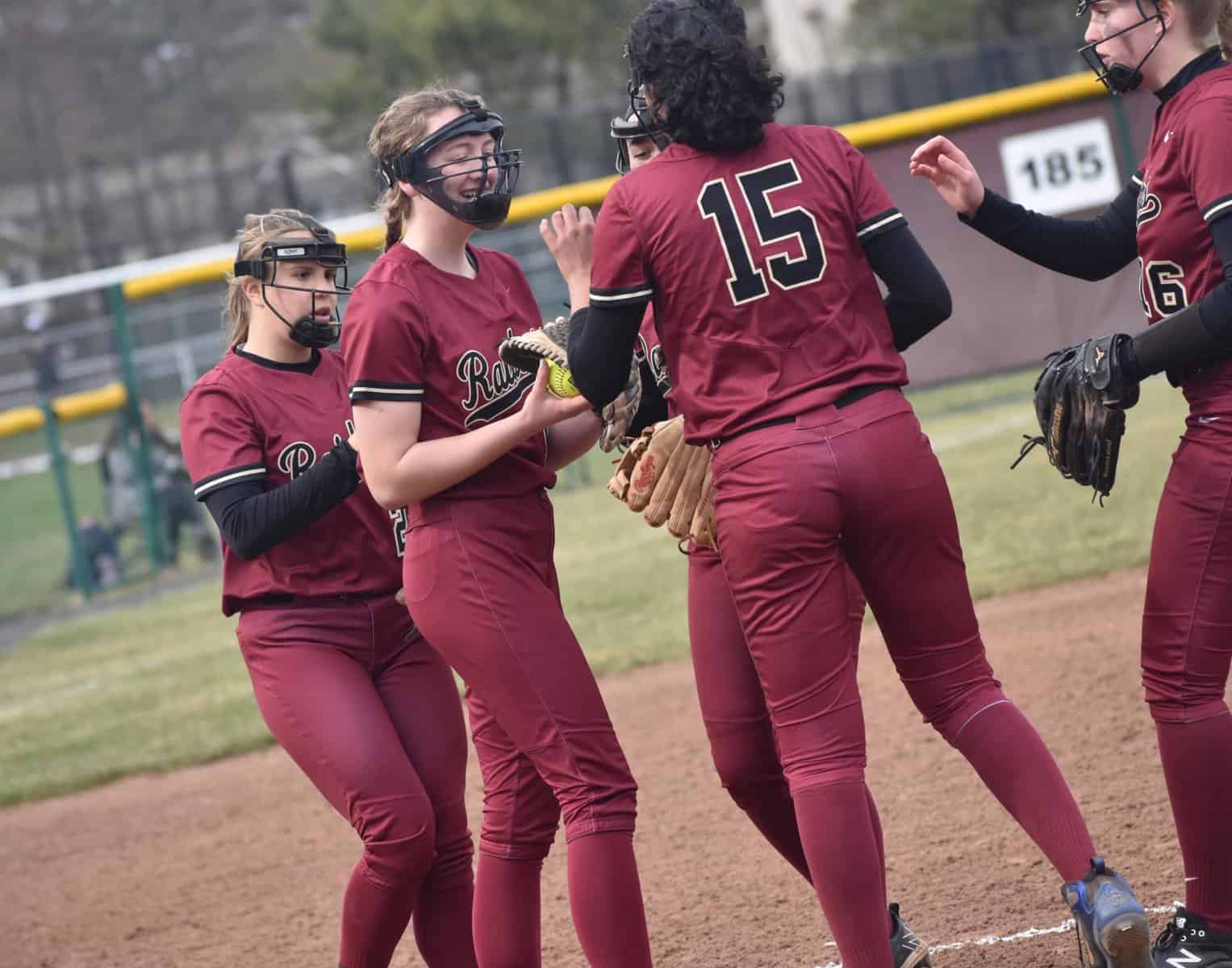 Raiders to roll behind ace Davenport during 2022 softball campaign