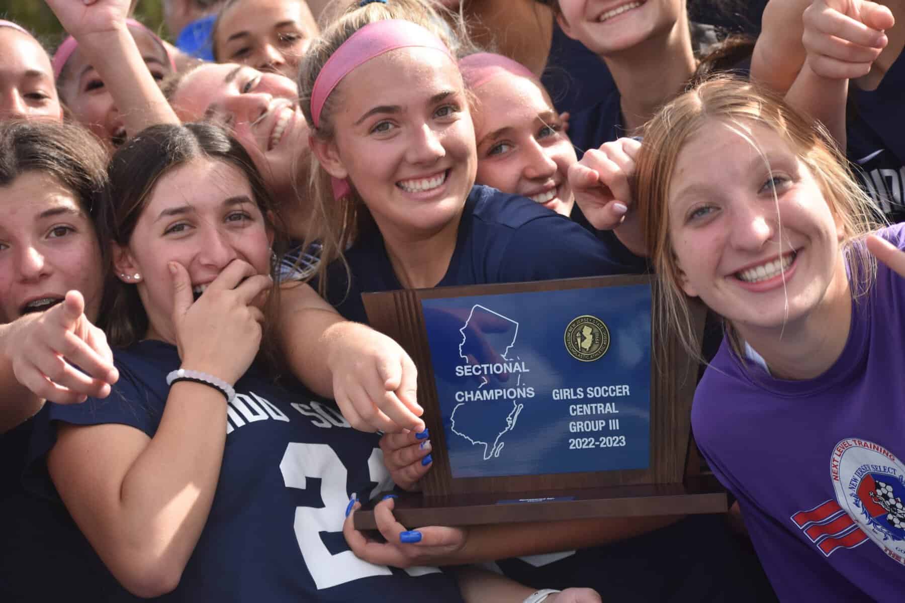 Jaffe scores overtime winner to lift Eagles to CJ Group III soccer crown