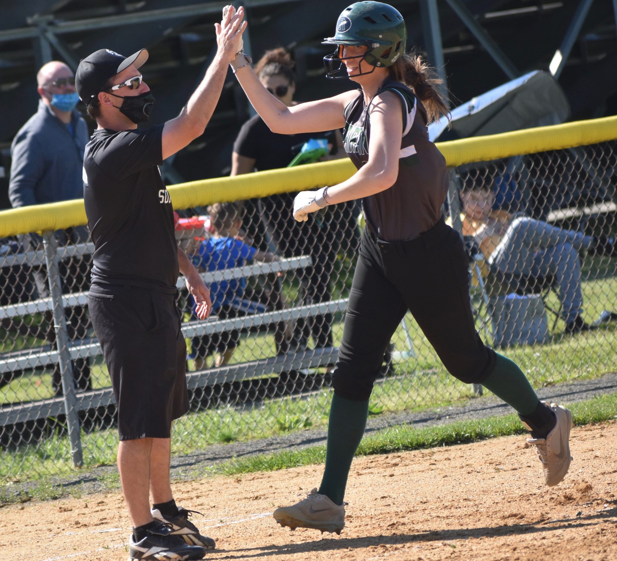 Dunn, O’Leary power Raritan to series sweep over Monmouth Regional