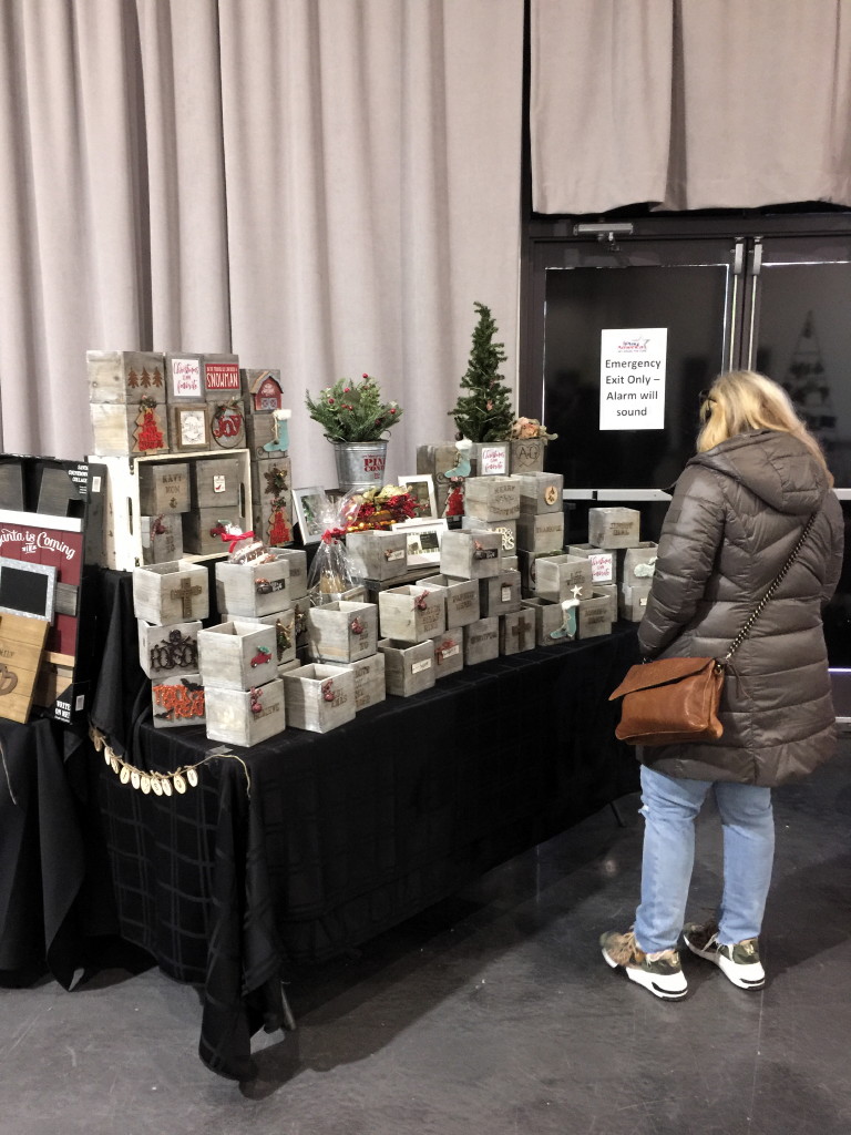 Newspaper Media Group, centraljersey.com hold annual Holiday Shopping & Craft Bazaar at iPlay America