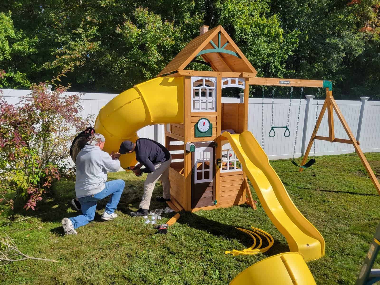 A Good Deed: Members of the Old Bridge PBA Local 127 builds wooden swing set for family