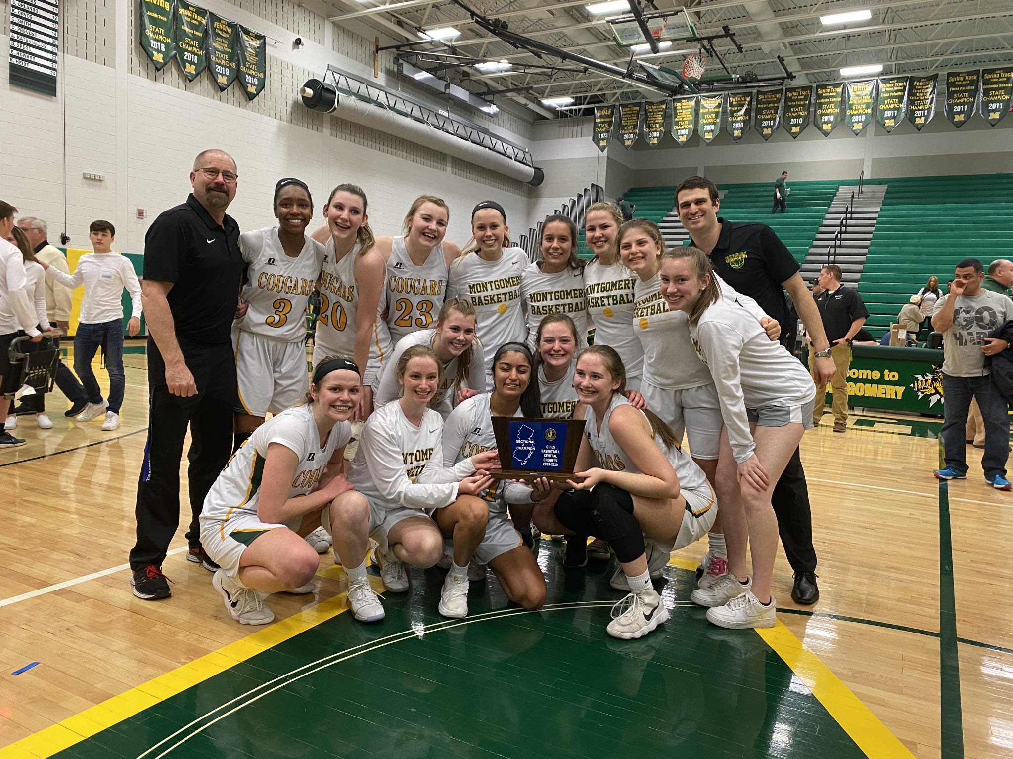 Montgomery roars to second state sectional girls’ basketball title