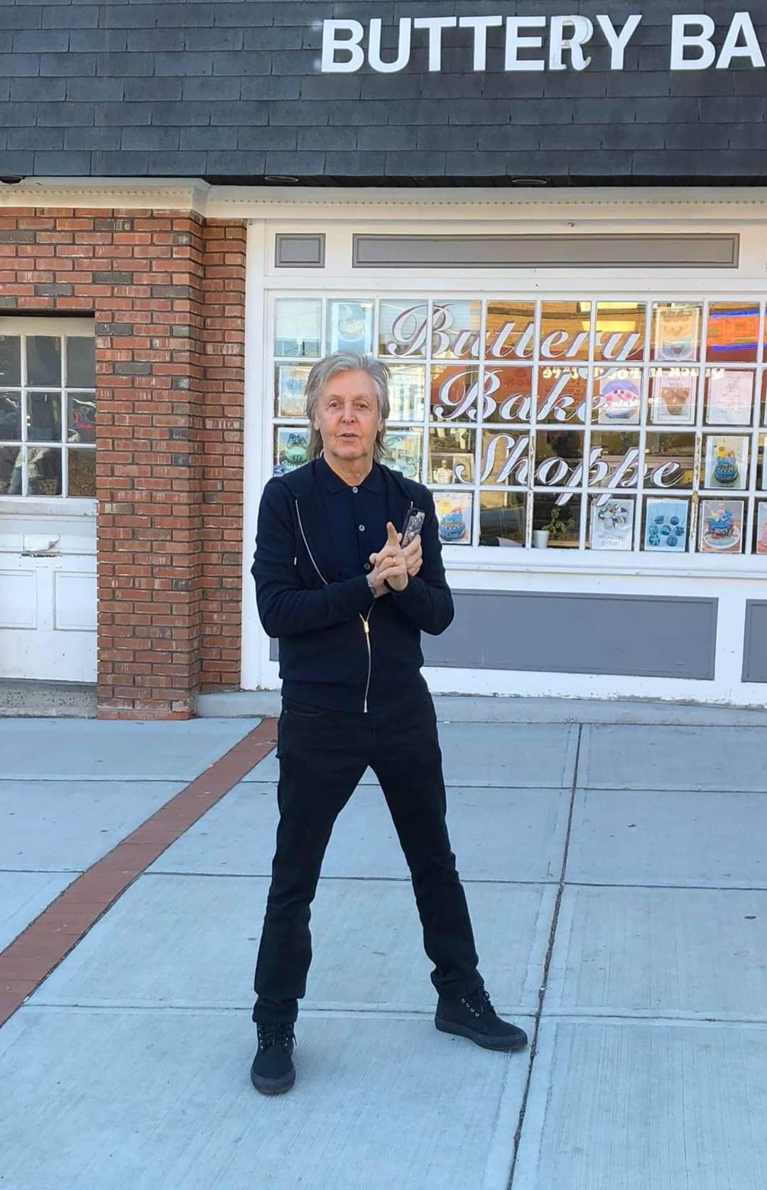 Sir Paul McCartney causes local stir as he strolls down Main Street in Metuchen