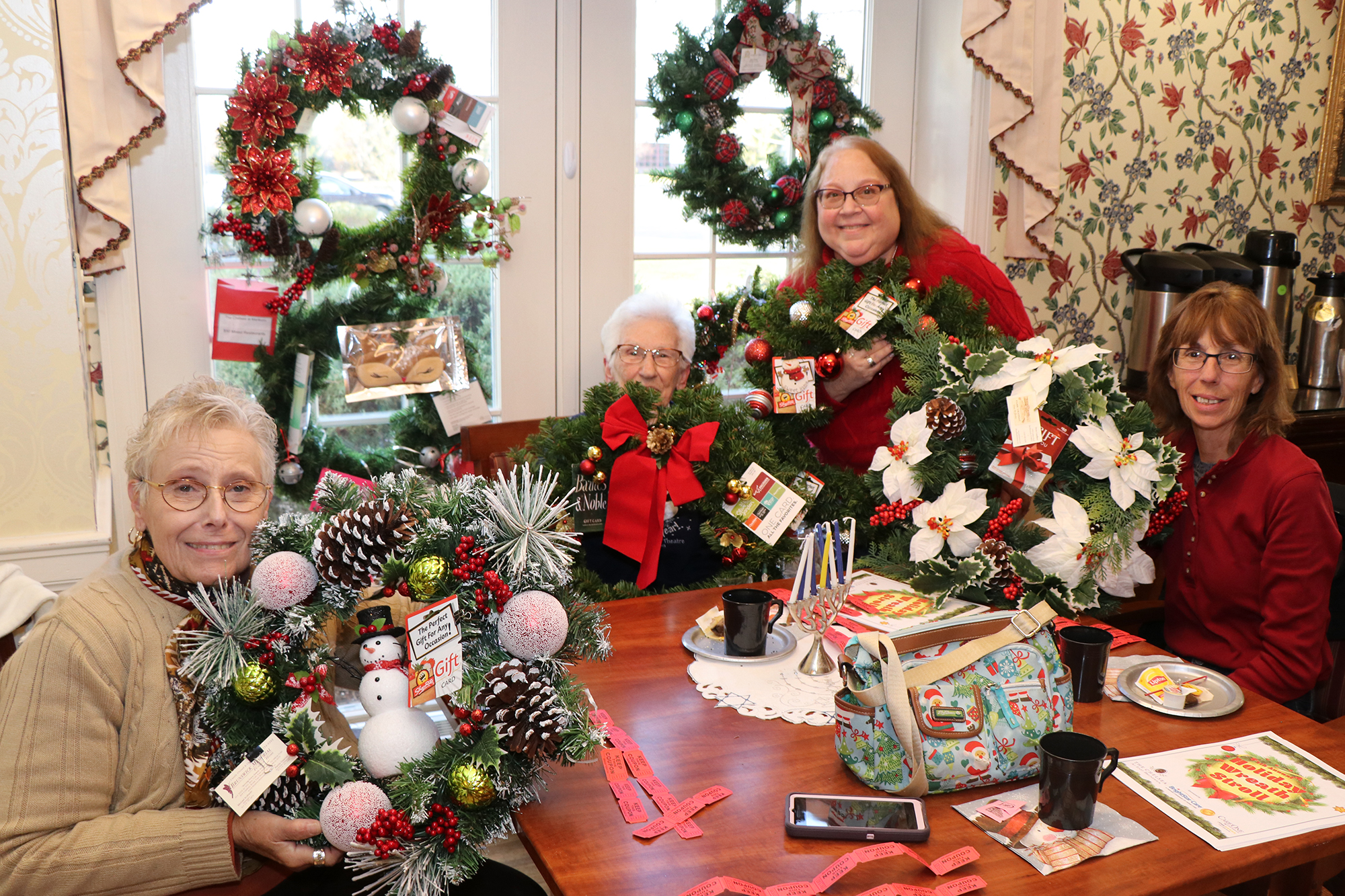 Chelsea’s Wreath Stroll fundraiser benefits East Brunswick Department of Aging