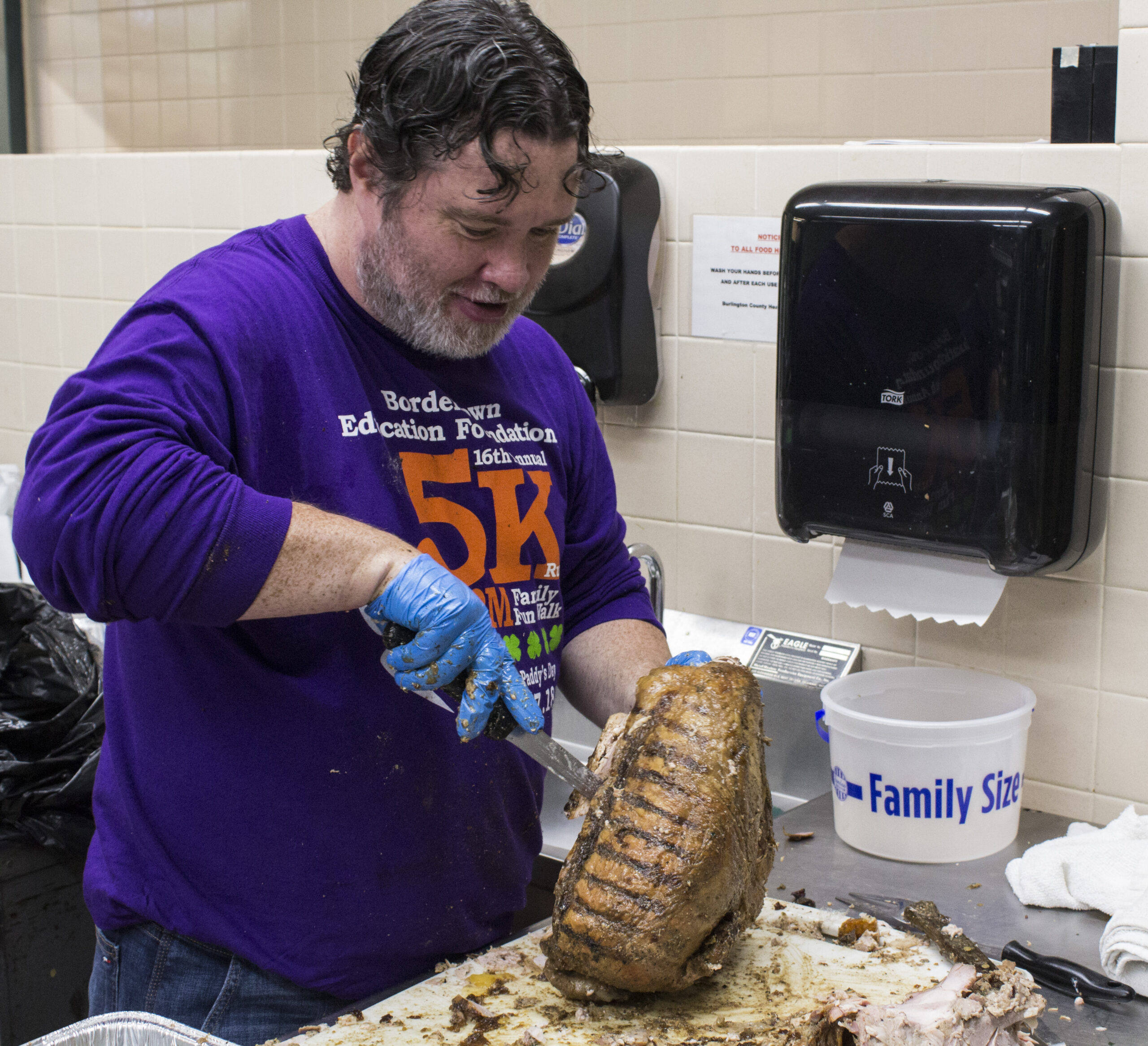 Bordentown organizations come together for holiday food drive