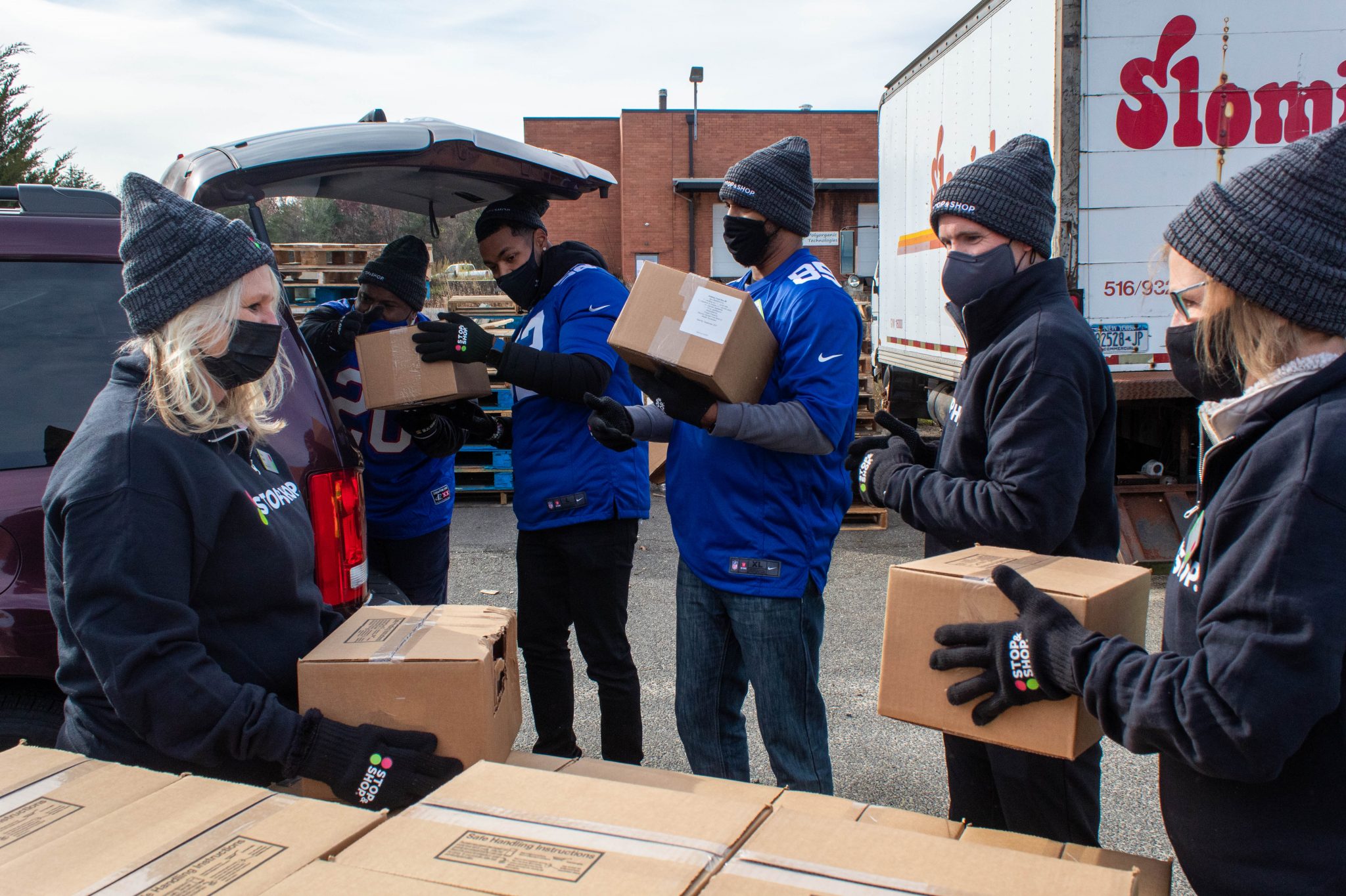 MCFOODS distributes 1,500 turkeys with help of community ‘Giants’