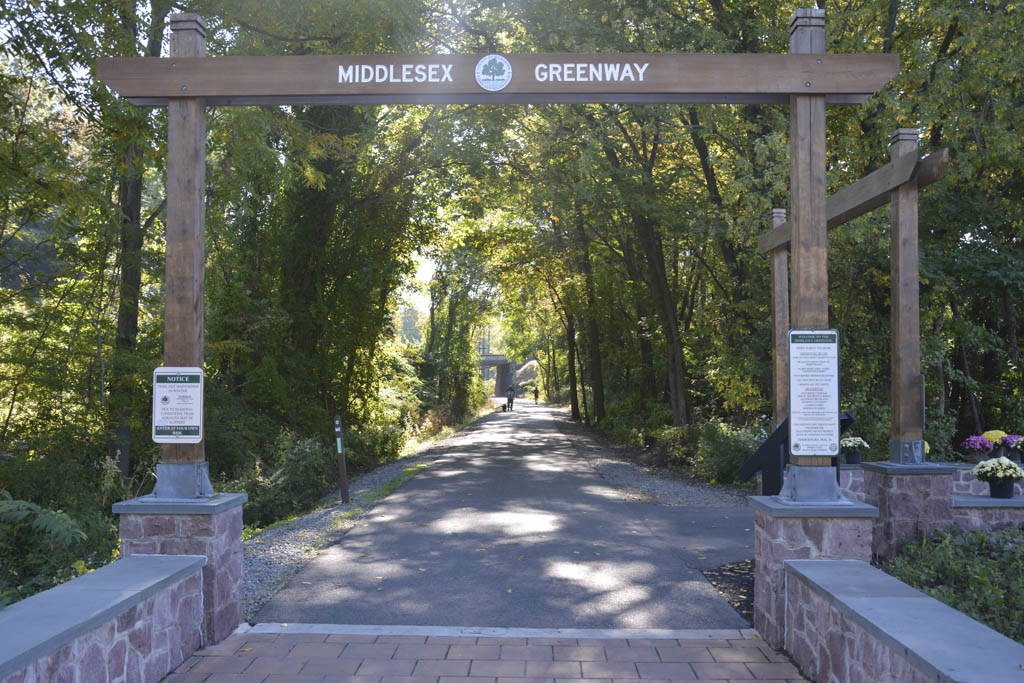 Edison approves application for grants that would extend Middlesex Greenway