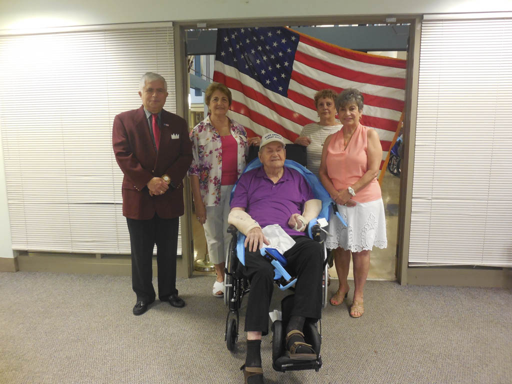 Terra Nova Garden Club donates wheelchair to Veteran