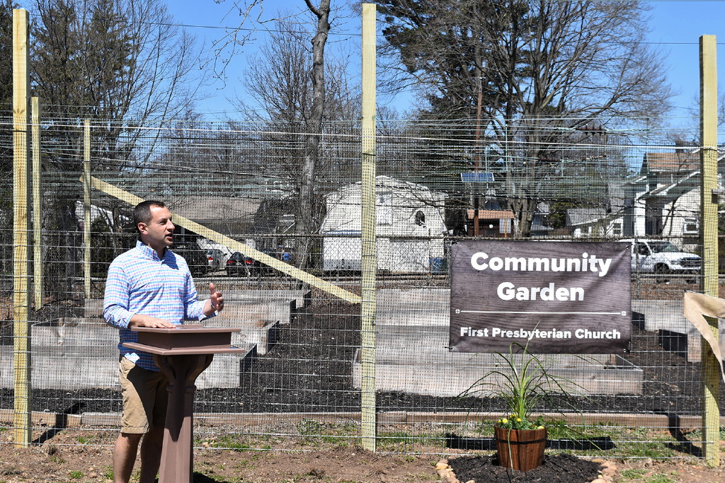 First Presbyterian Church of Metuchen opens garden for the season