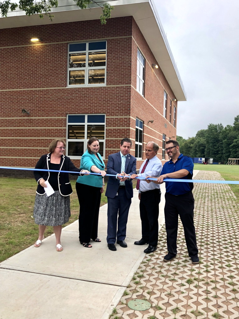 New modern science labs open at Metuchen High School for new school year