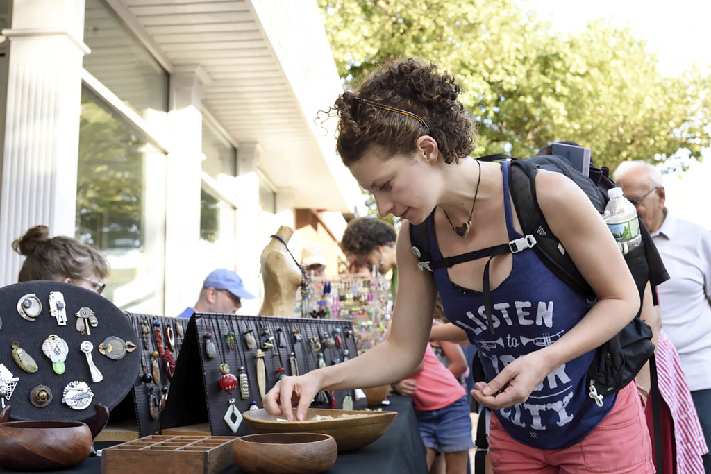 History of jewelry to be discussed at East Brunswick Woman’s Club meeting