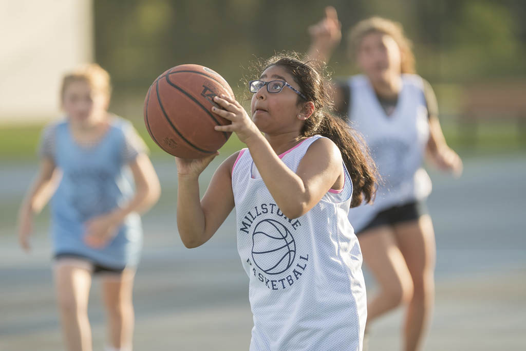 Annual Hoop Shot Contest open to boys and girls ages 8-13