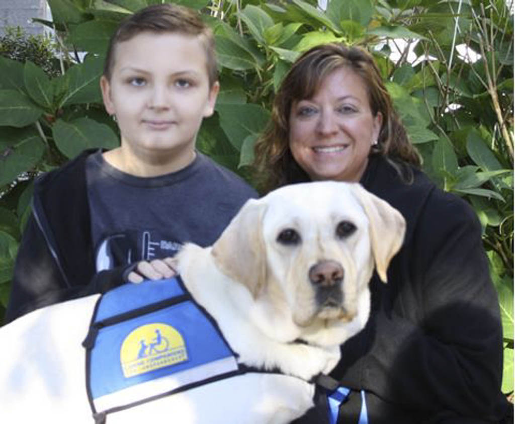 Mom: Canine companion helping youngster to cope