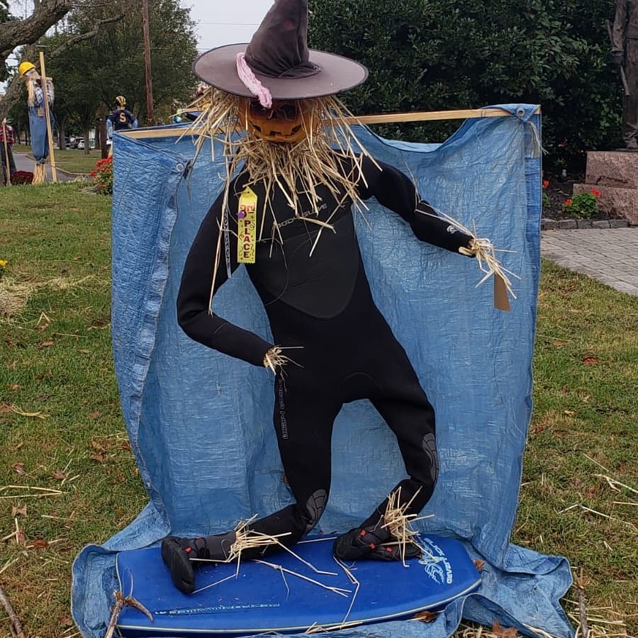 Roebling Historical Society holds scarecrow contest