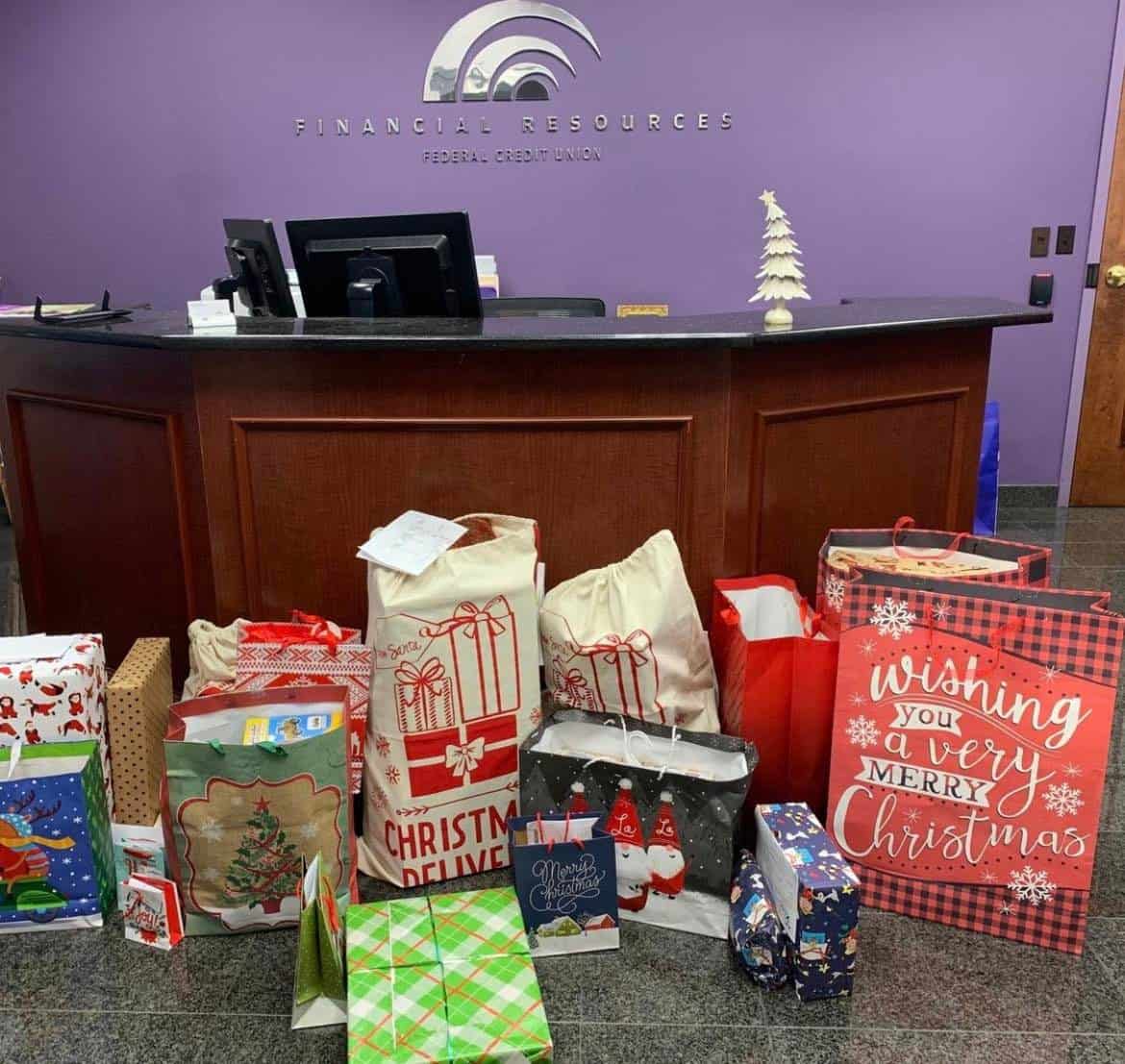 CASA SHaW distributes holiday gifts for children