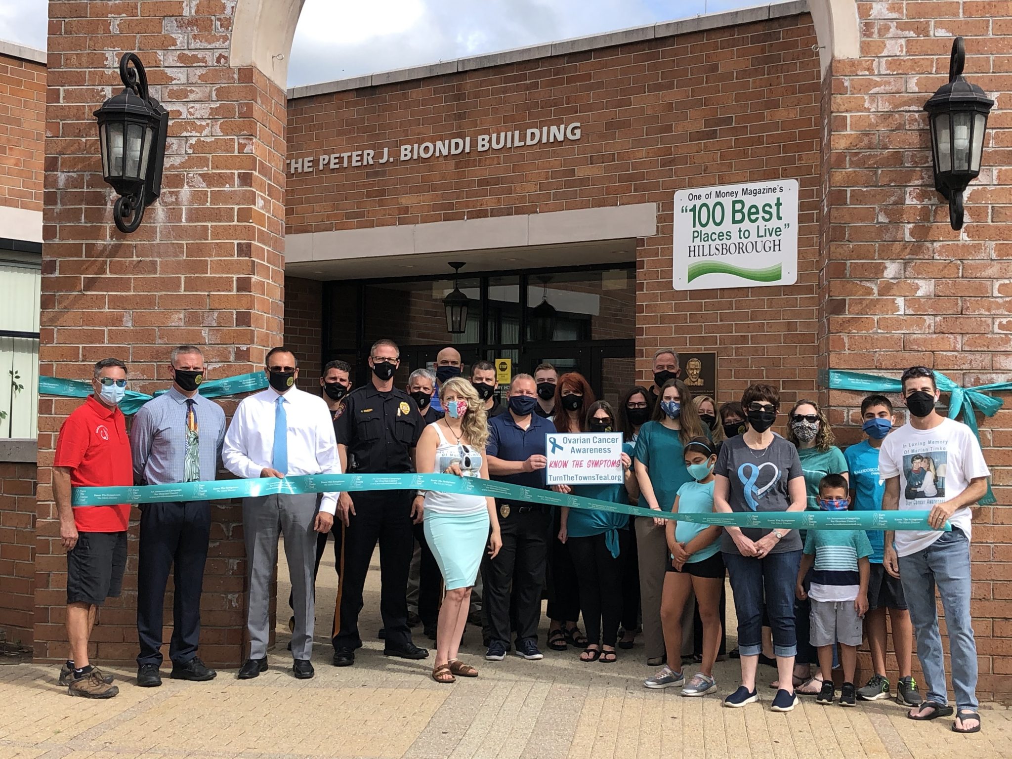 Hillsborough ‘Turns the Town Teal’ for ovarian cancer awareness