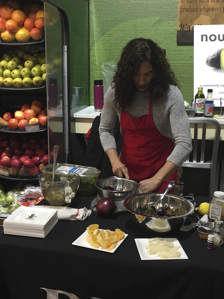 Health coaches explain how to ‘nourish’ the body during workshop at Dean’s Natural Food Market