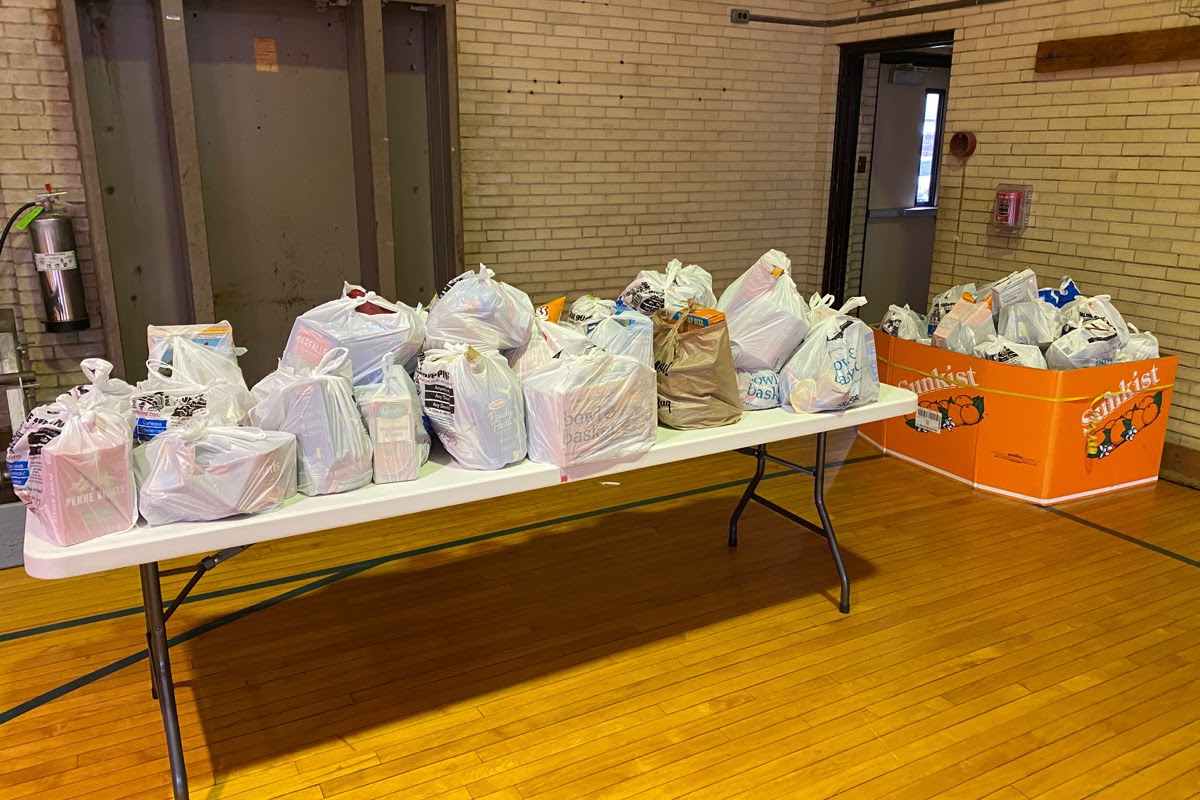 Hopewell Valley families, seniors in need receive aid from neighbors