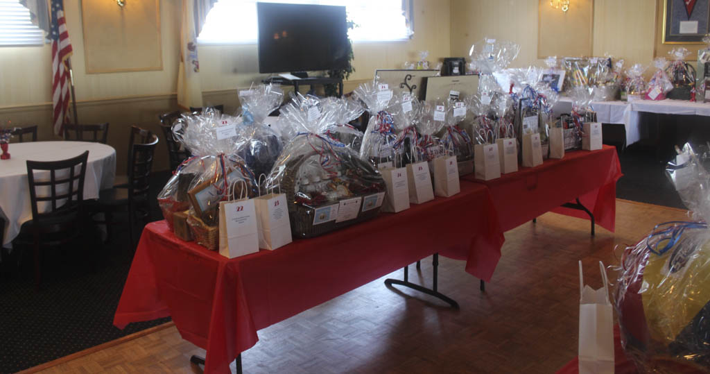 Bids open Nov. 15 for Milltown Library Holiday Silent Auction