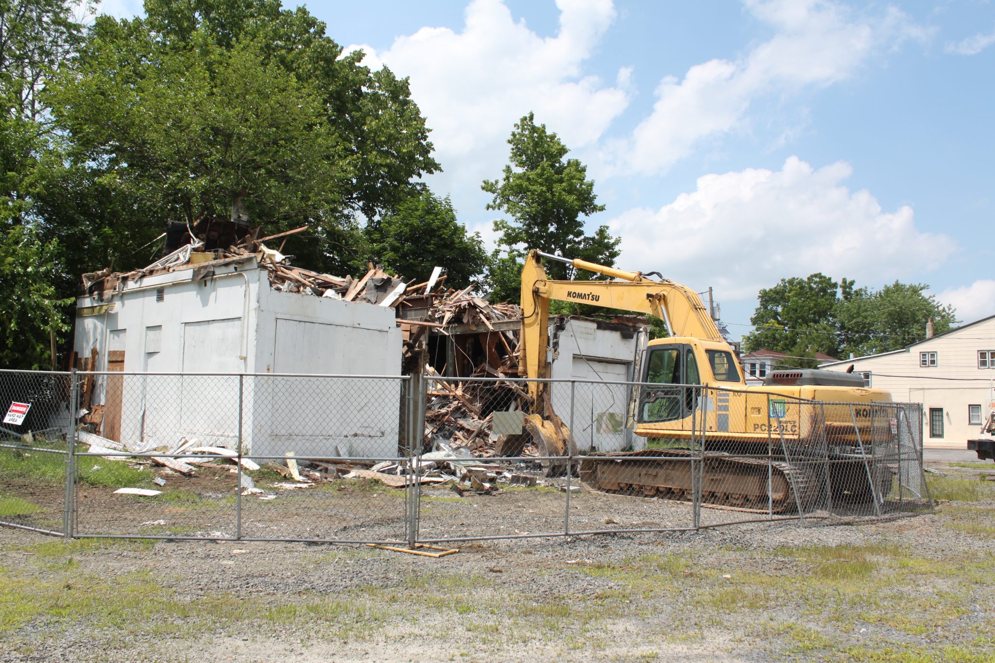 Pit Stop demolition begins, making way for passive park after contamination is evaluated