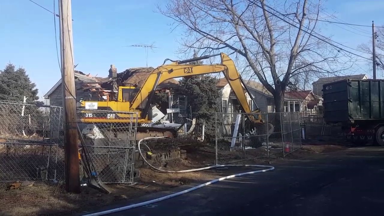 Demolition of storm-damaged homes begins in Old Bridge