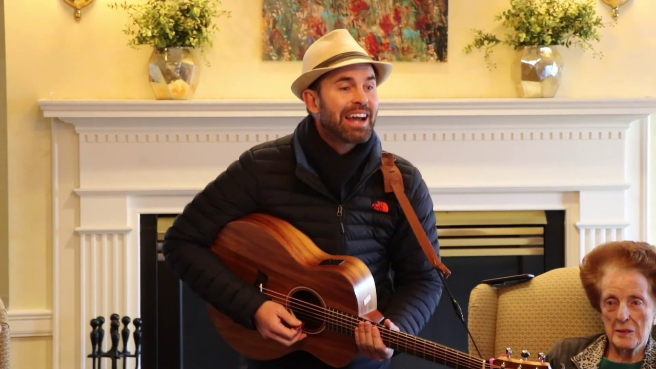 Critical illness turns musician into traveling troubador, visits Chelsea Senior Living in East Brunswick