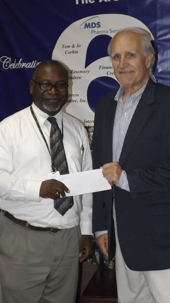 Knights of Columbus make donation to ARC of Middlesex