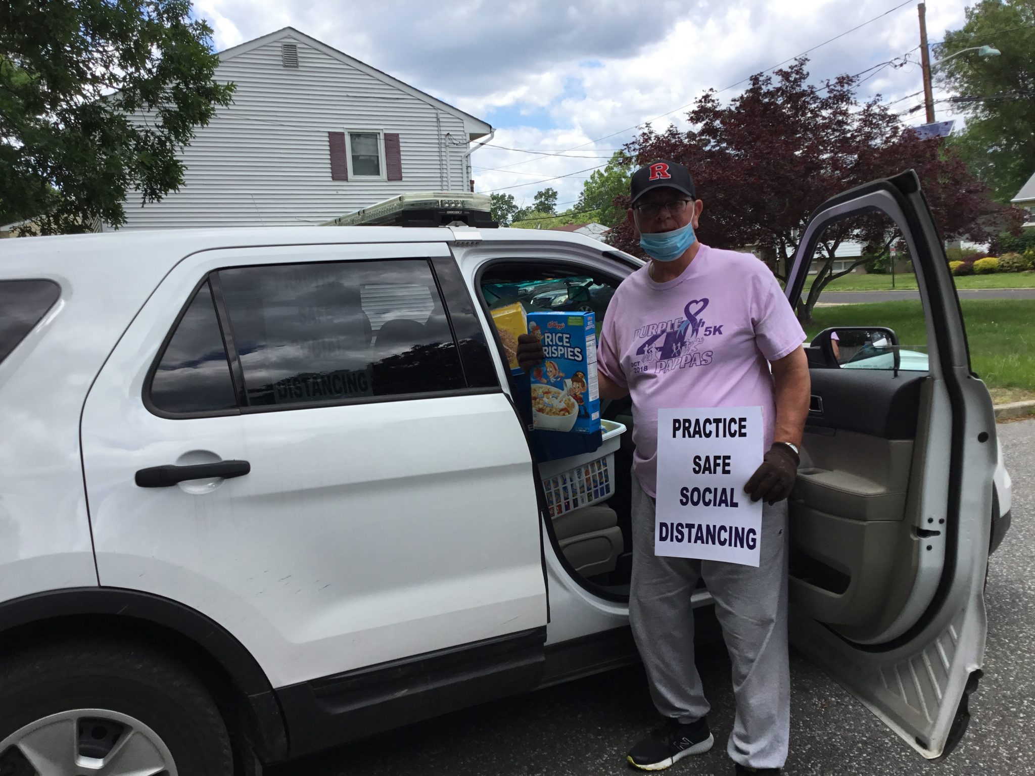 Last neighborhood shout out nets 250 food items for North Brunswick Food Bank