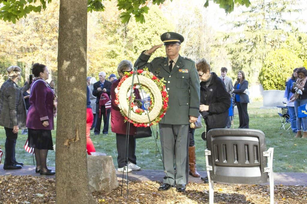 Elmwood Cemetery honors veterans