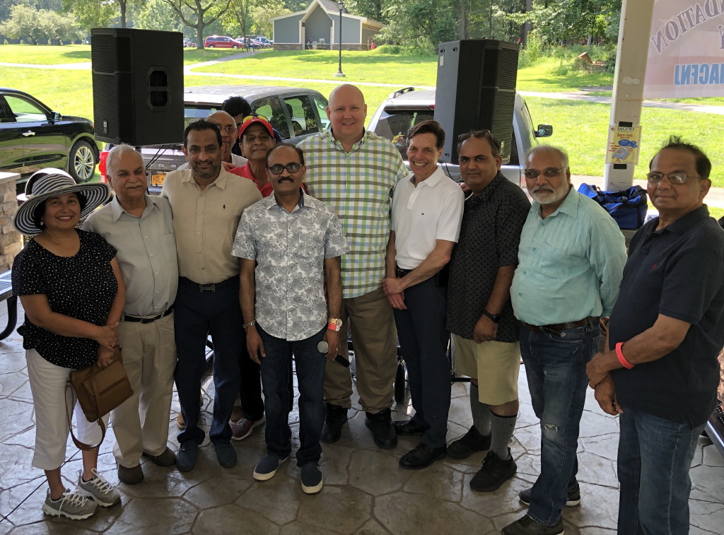 Hundreds attend Indo-American summer picnic