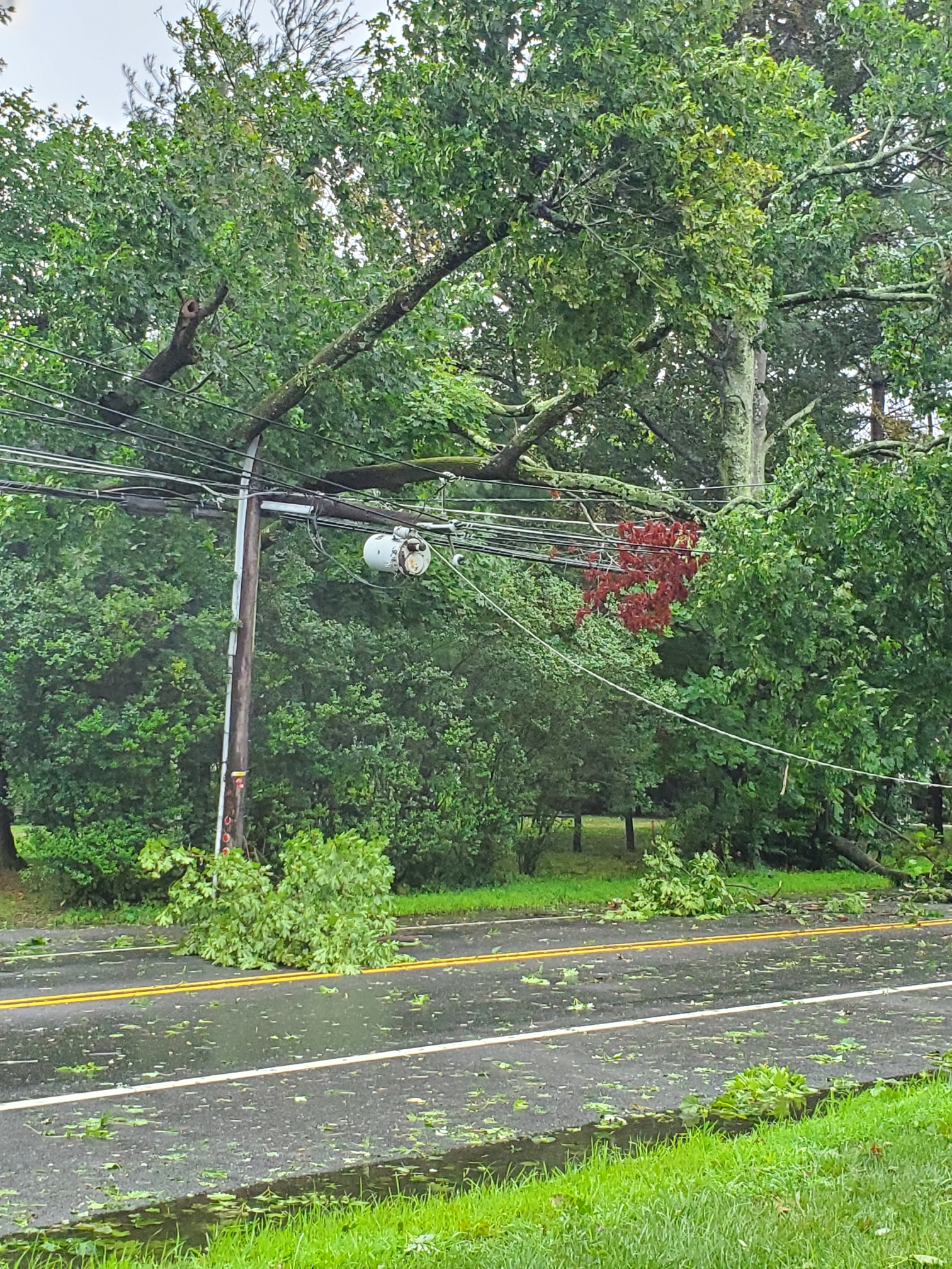 Crews continue to restore power throughout South Brunswick