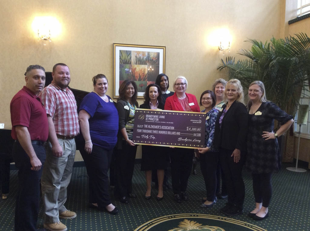 Tricky tray sales raise $4,300 for Alzheimer’s organization