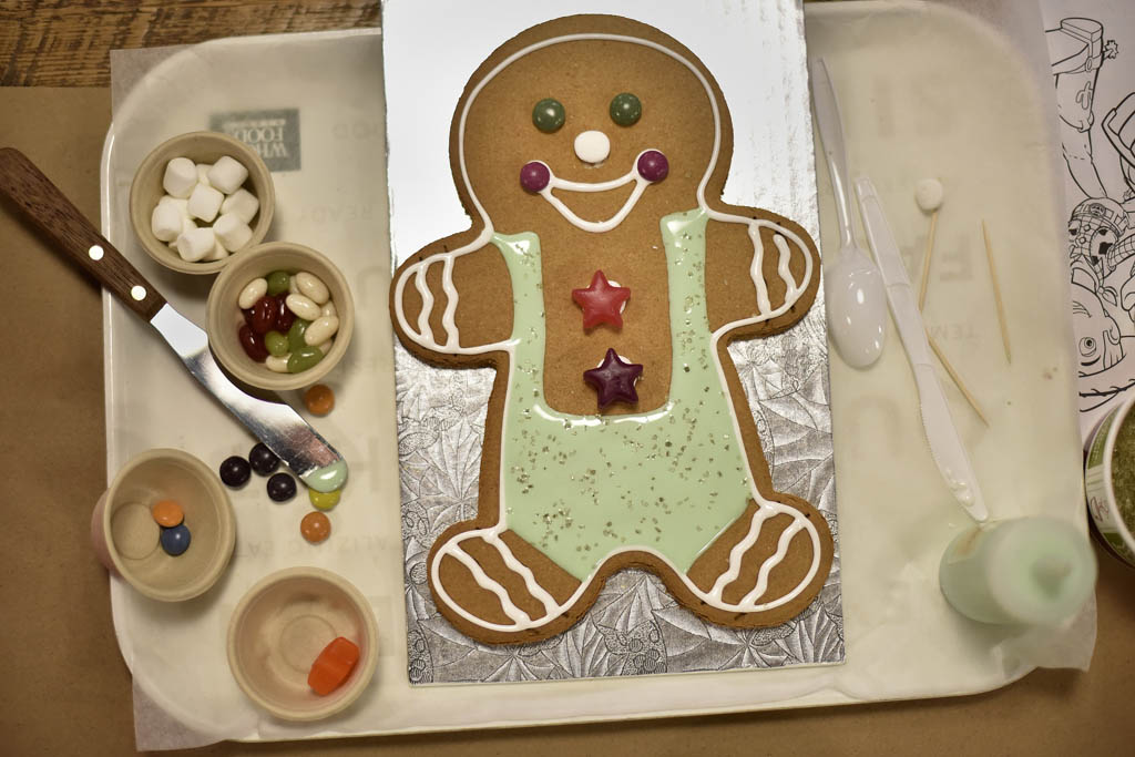 Library to hold cookie decorating event for children