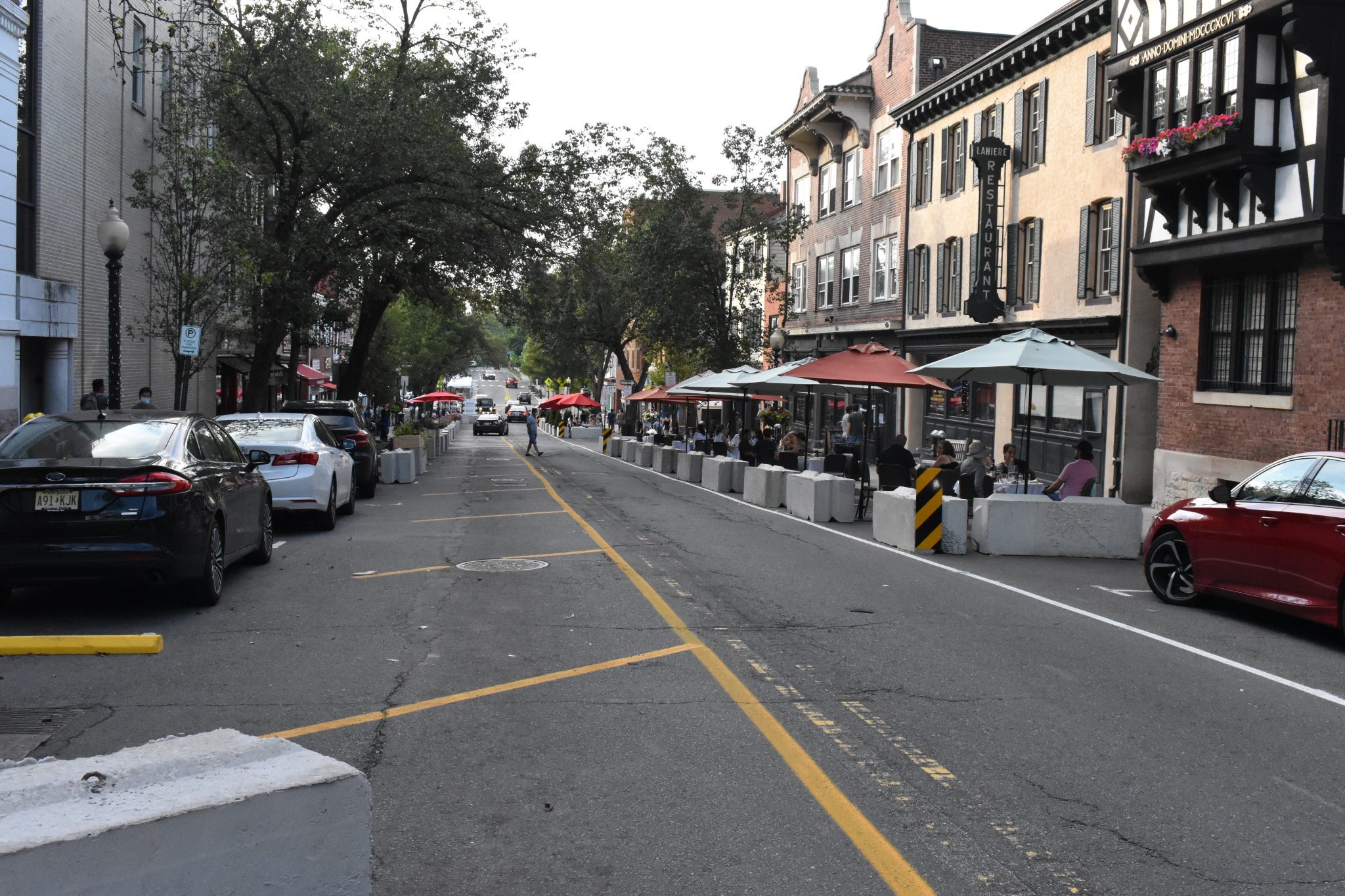 Opinion: A pedestrian-only Witherspoon Street allows for community building