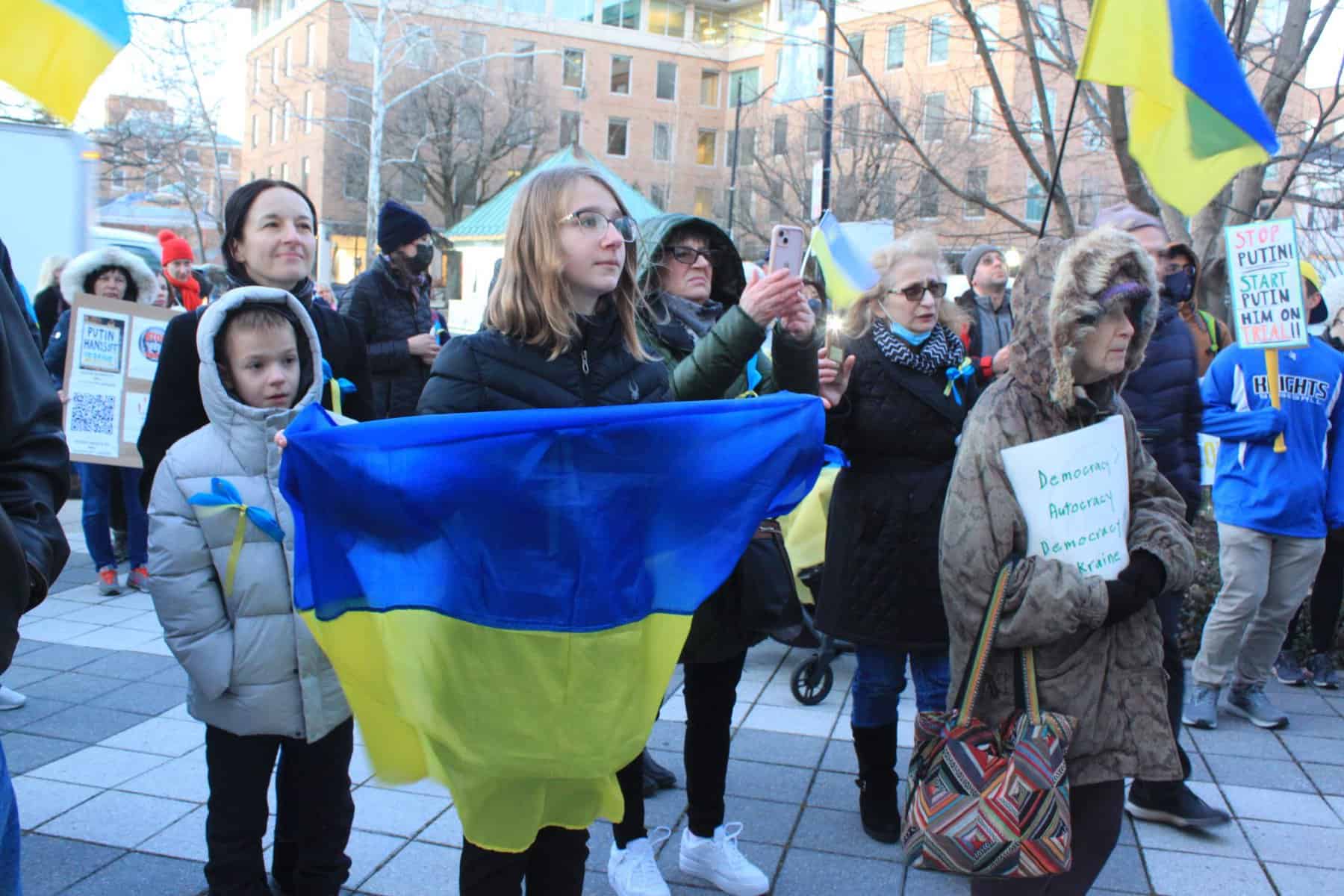 Middlesex County Board of County Commissioners to raise Ukrainian flag to call for peace