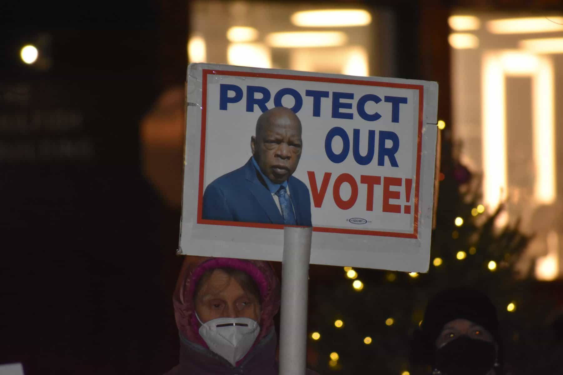 Candlelight vigil in Princeton stresses the importance of voting rights