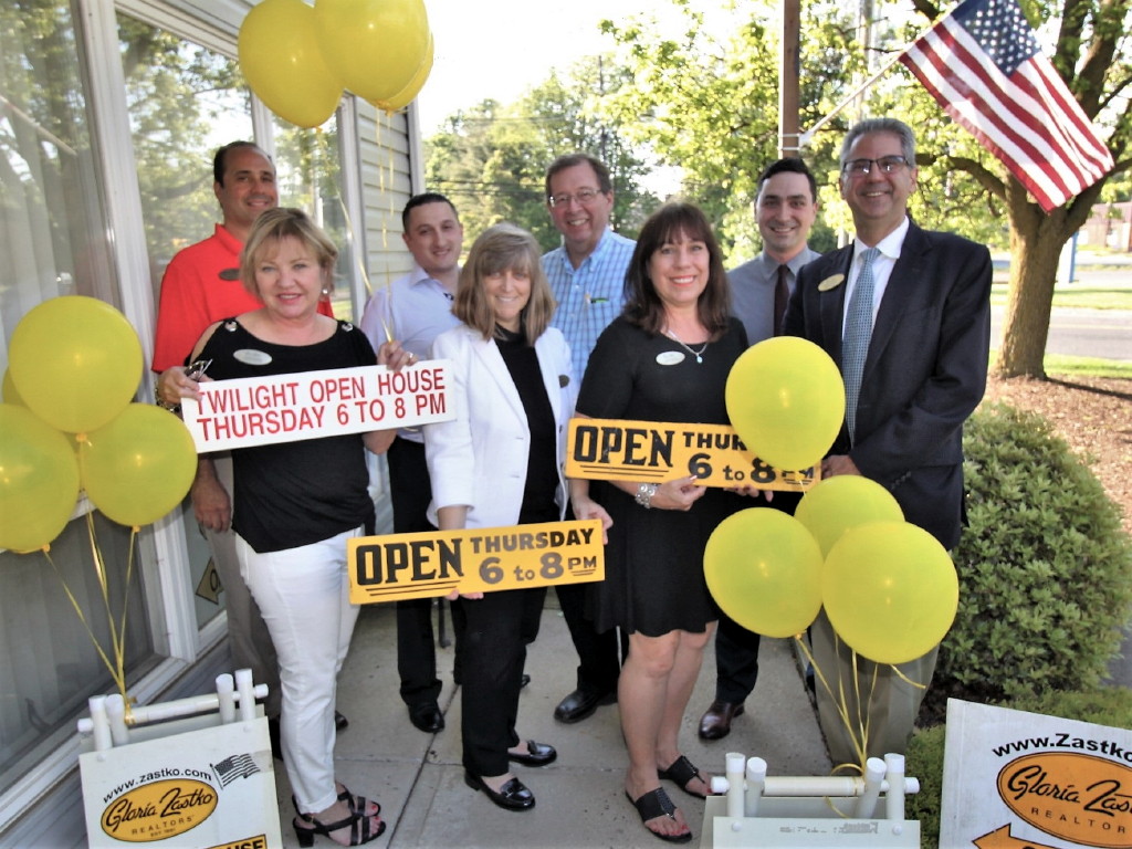 Gloria Zastko, Realtors holds Thursday Twilight Open House