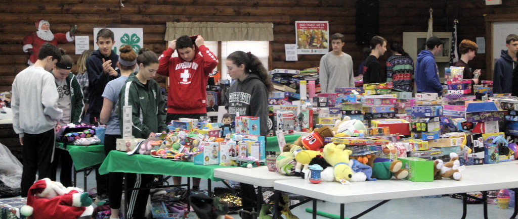 East Brunswick 4-H youth prep for annual Project GIFT