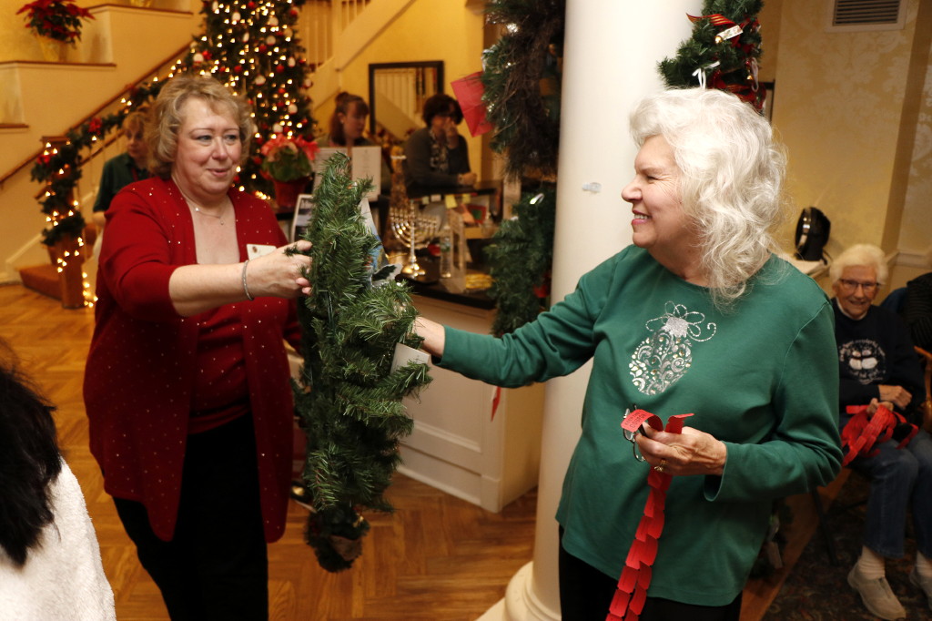 Chelsea at East Brunswick holds annual Wreath Stroll