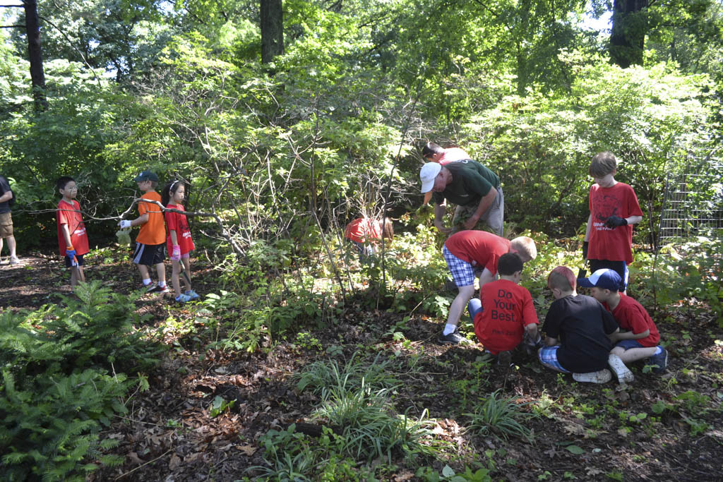 Cub Scout Pack 223 completes community service projects in East Brunswick