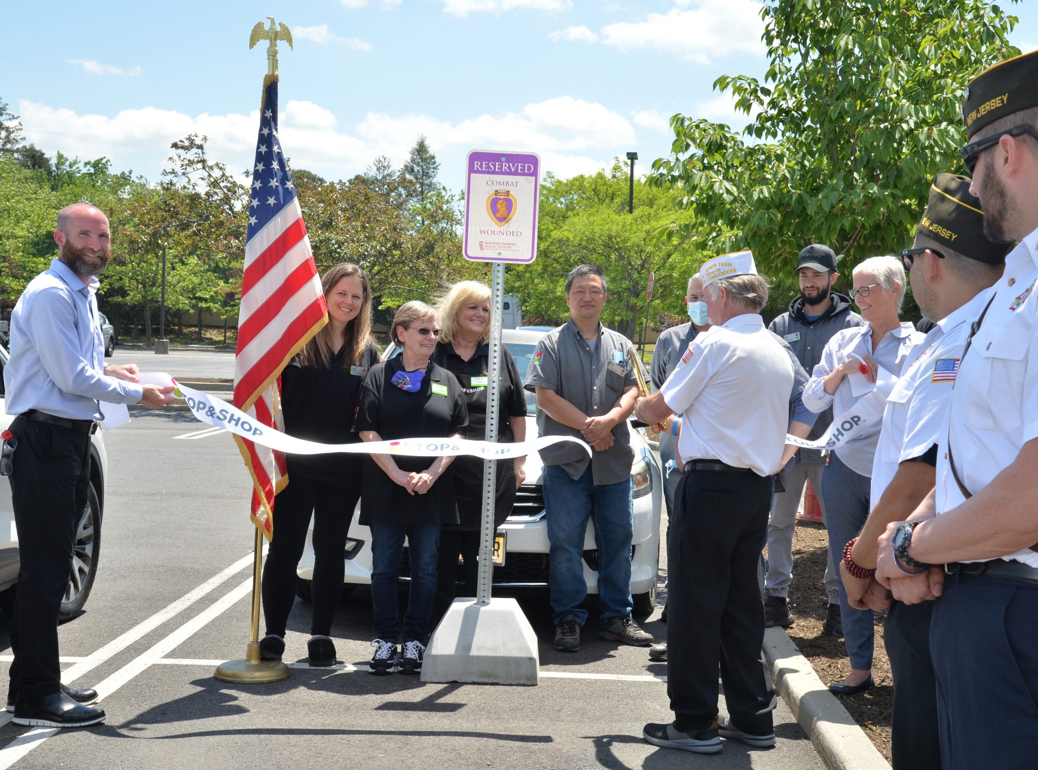 Stop & Shop East Brunswick unveils veteran parking in honor of Memorial Day Weekend