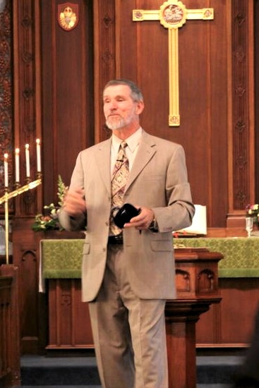 Pastor Rich bids farewell after 26 years at St. Paul’s United Church of Christ