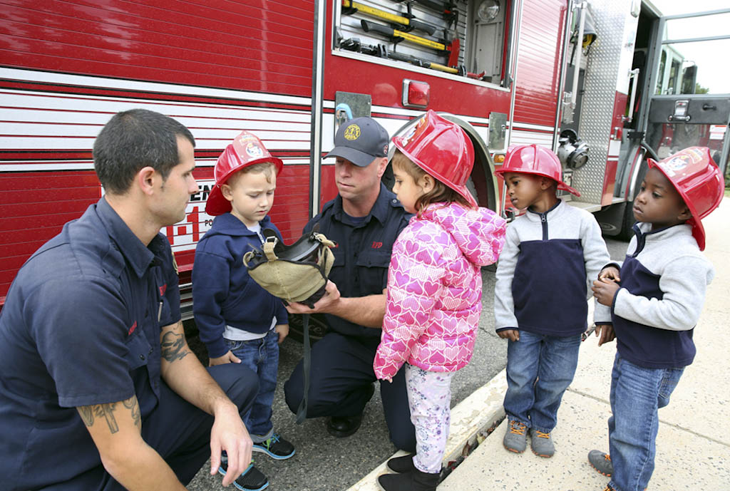 Milltown boy get lesson in firefighting