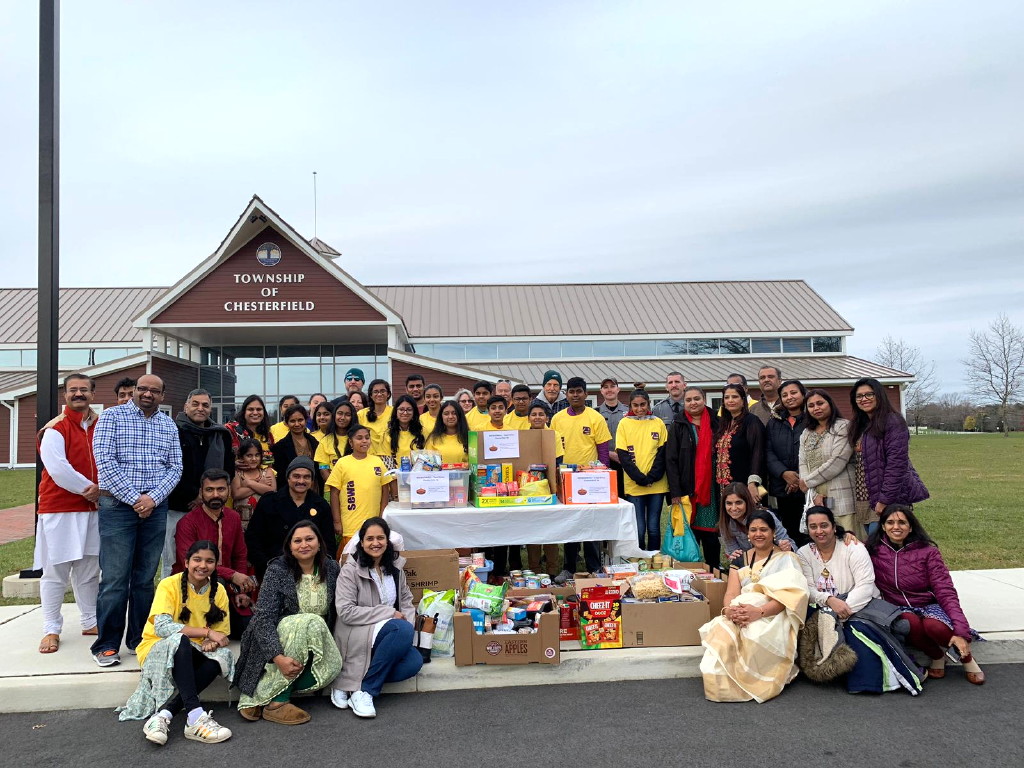 Hindu American organizations collect 17,500 pounds of food for Diwali