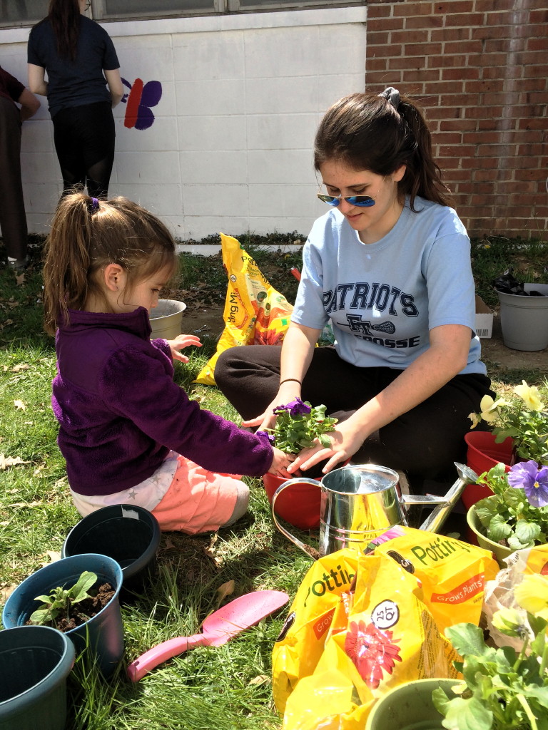 PHOTOS COURTESY OF THE JEWISH FEDERATION IN THE HEART OF NEW JERSEY