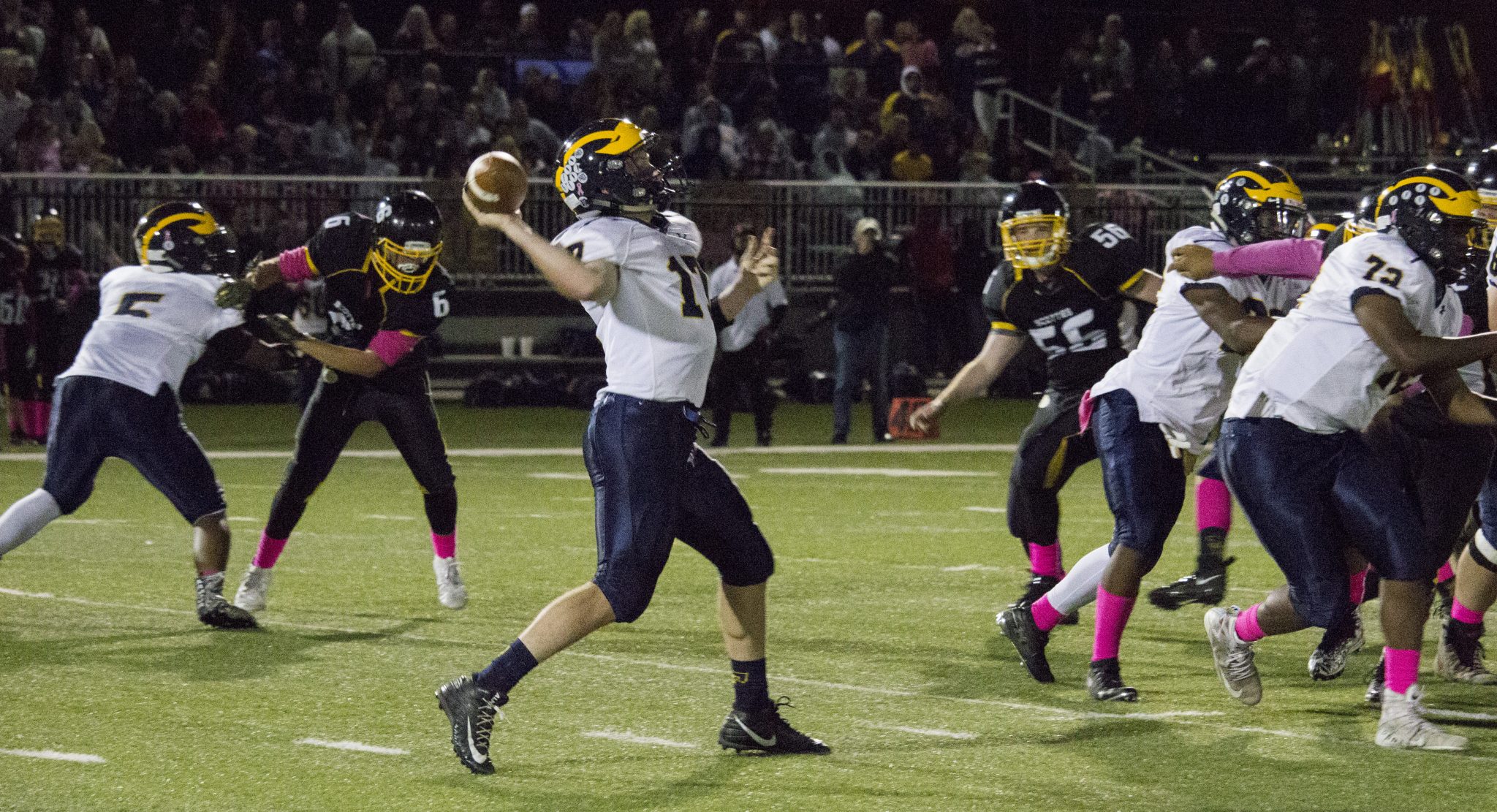 Florence defeats Bordentown in rivalry football matchup